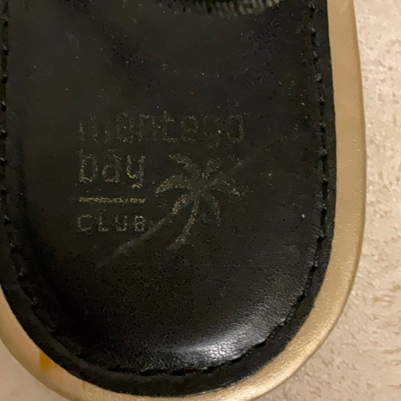 Montego Bay Club Black and Gold Sandals with T-Strap Design - Picture 5 of 5